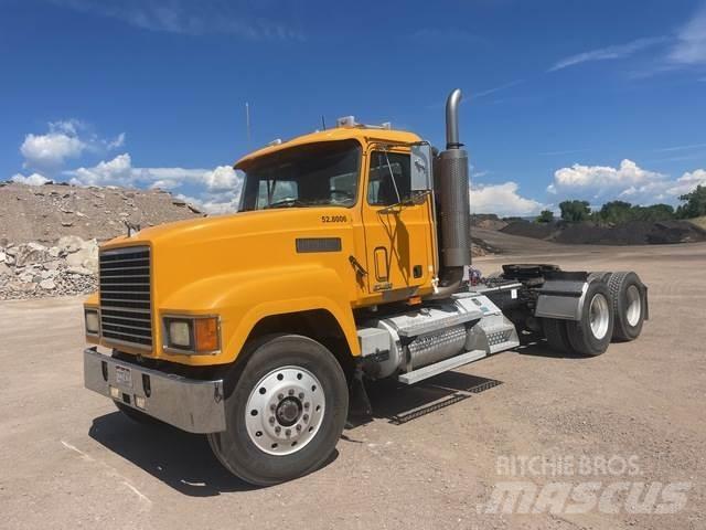 Mack CH613 Trækkere