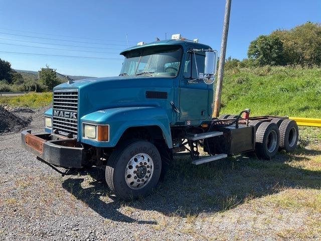 Mack CH613 Kabiner og interiør