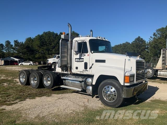 Mack CH613 Trækkere