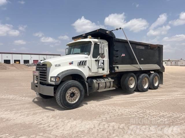Mack CTP713 Lastbiler med tip