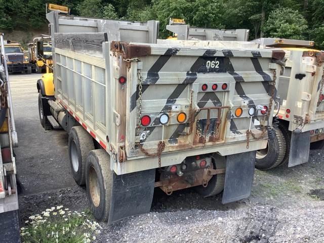 Mack CV700 Sneskovle og -plove