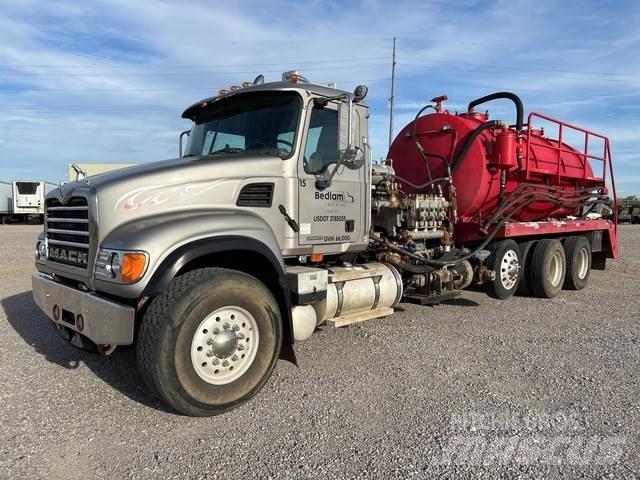 Mack CV713 Entreprenør - Andet