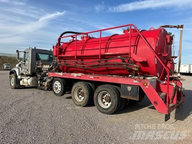 Mack CV713 Entreprenør - Andet