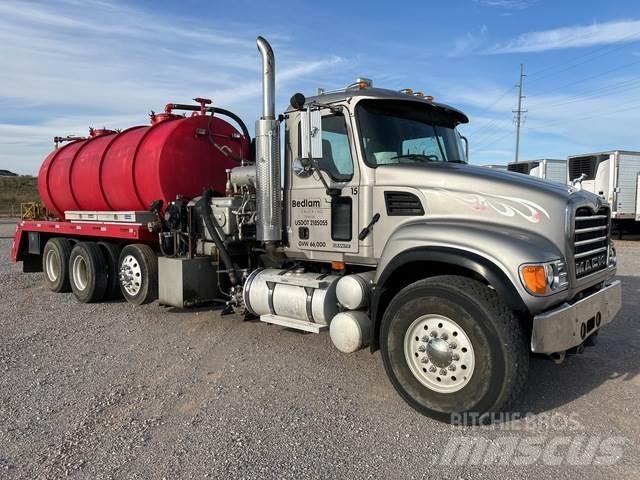 Mack CV713 Entreprenør - Andet