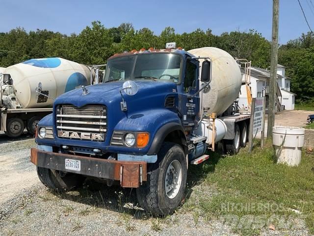 Mack CV713 Andre lastbiler
