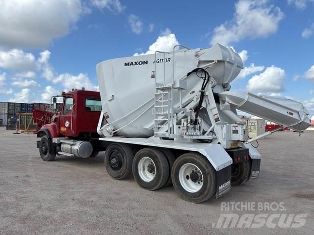 Mack CV713 Andre lastbiler