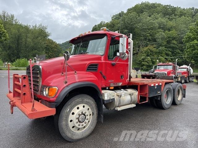 Mack CV713 Trækkere
