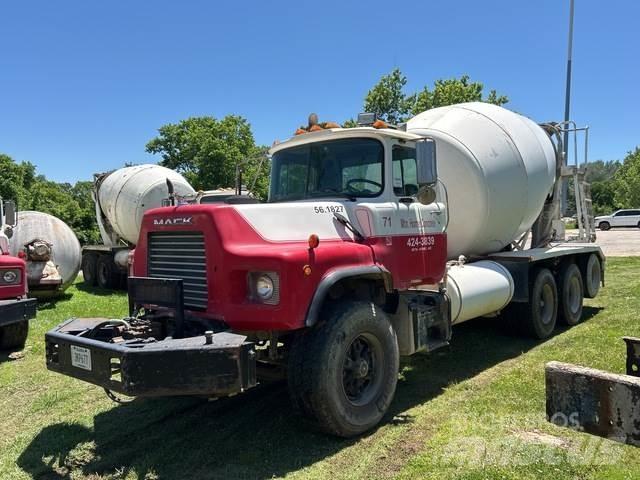 Mack DM600GK Andre lastbiler