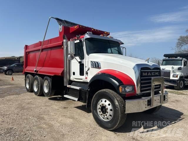 Mack GR65F Lastbiler med tip