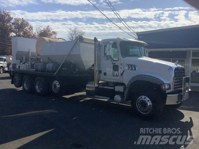 Mack GU713 Betonbiler