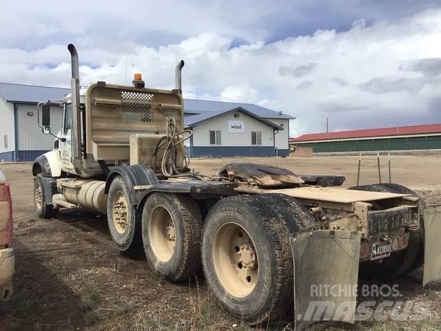 Mack GU713 Trækkere