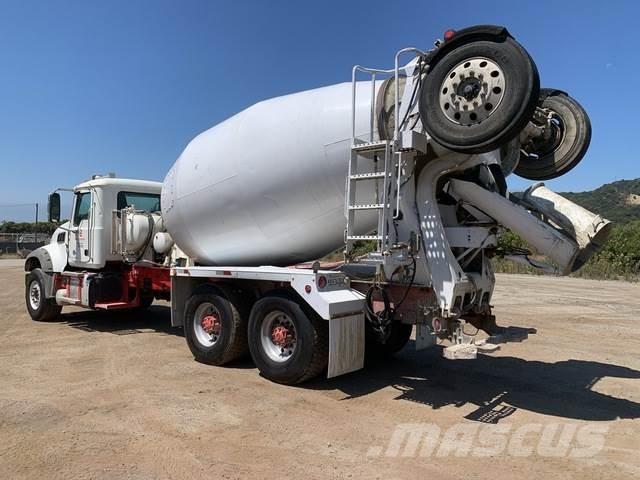Mack GU713 Andre lastbiler