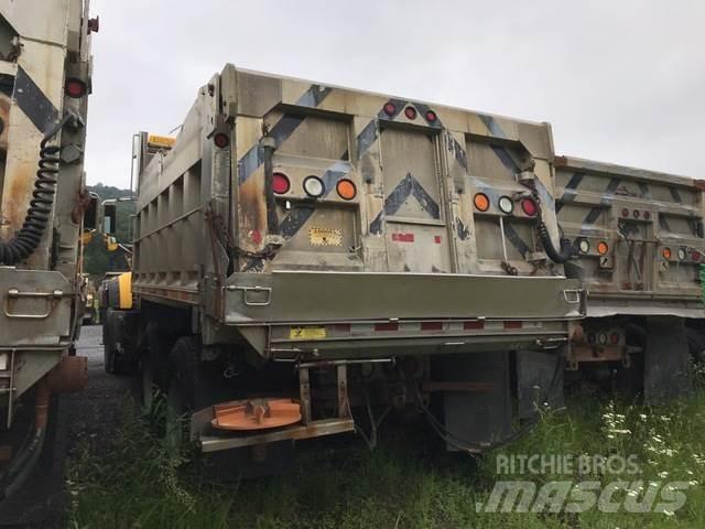 Mack GU713 Sneskovle og -plove