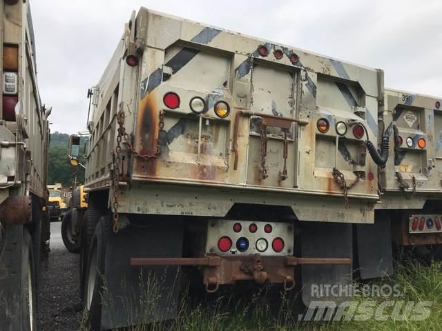 Mack GU713 Sneskovle og -plove