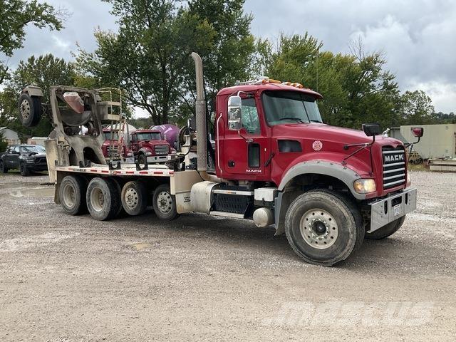Mack GU713 Andre lastbiler