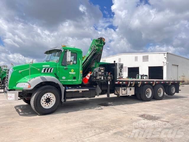 Mack GU813 Andre lastbiler