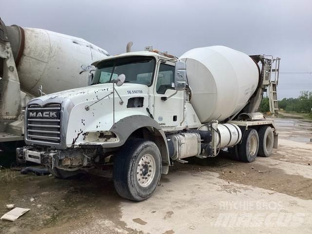 Mack GU813 Andre lastbiler