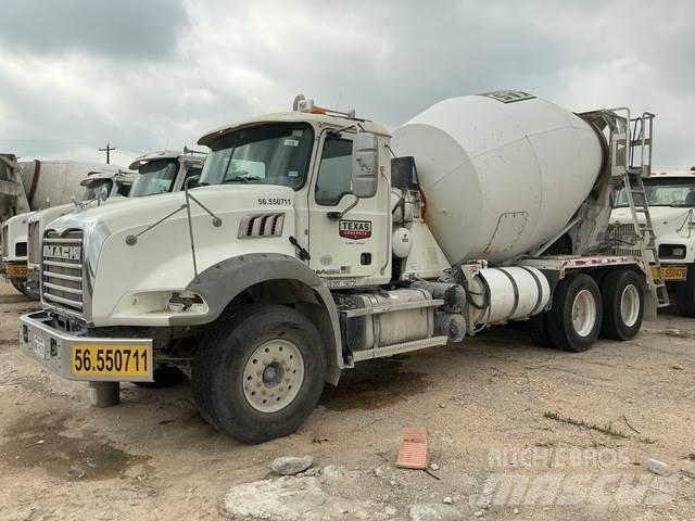 Mack GU813 Andre lastbiler