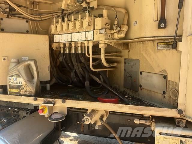 Mack GU813 Betonpumper