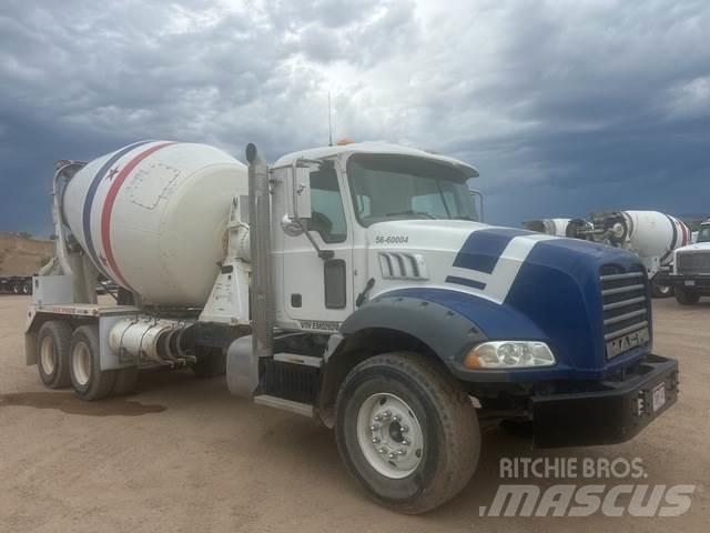 Mack GU813 Andre lastbiler