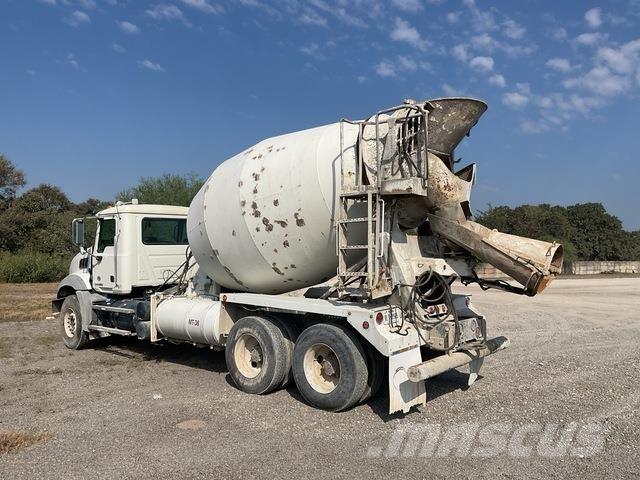 Mack GU813 Andre lastbiler