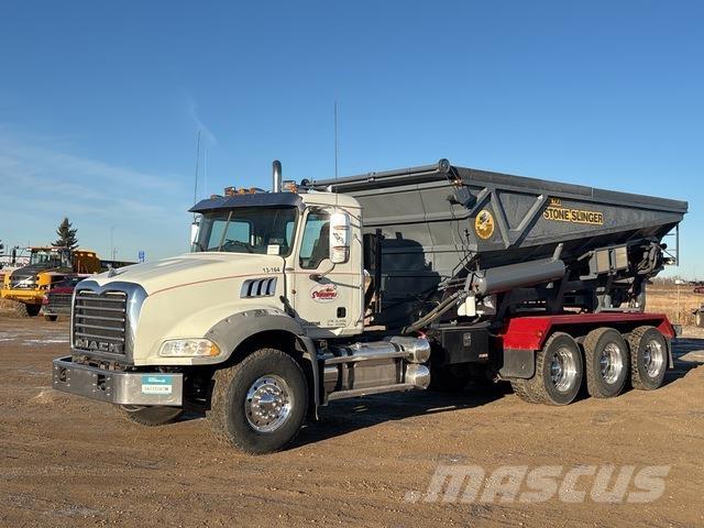 Mack GU814 Cementstens-maskiner