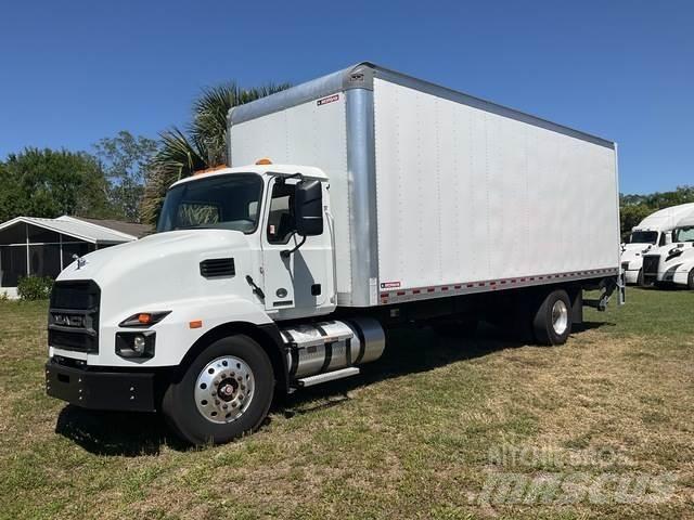 Mack MD6 Fast kasse