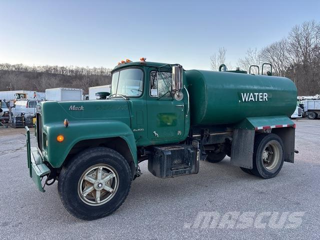 Mack R400 Tankvogne - vand