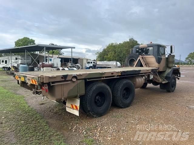 Mack R686T Lastbil med lad/Flatbed
