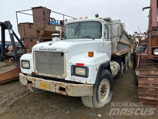 Mack RD688S Lastbiler med tip