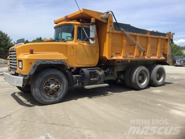 Mack RD688S Lastbiler med tip