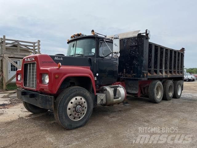 Mack RD690S Lastbiler med tip