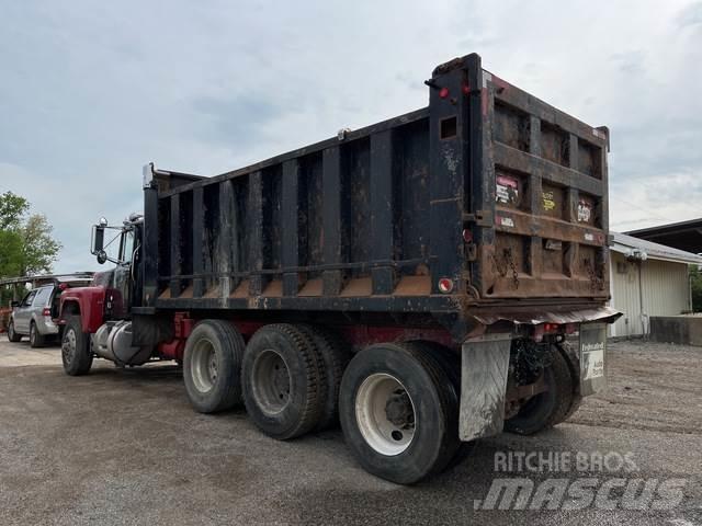 Mack RD690S Lastbiler med tip