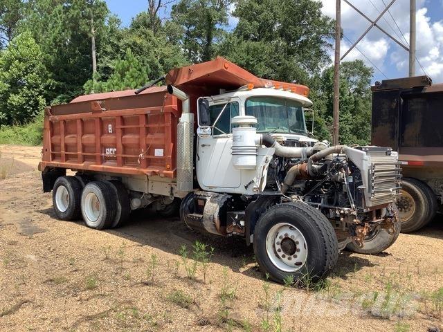 Mack RD690S Lastbiler med tip