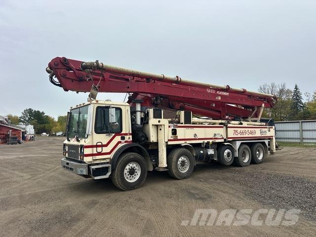 Mack S 45SX Betonpumper