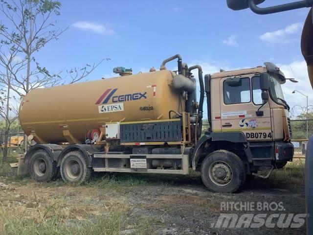 MAN 33.364 Tankvogne - vand