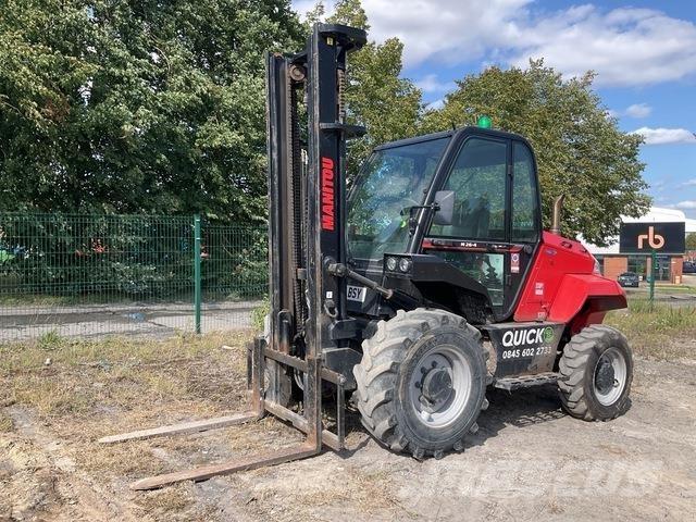 Manitou M26-4 Terrængående gaffeltruck