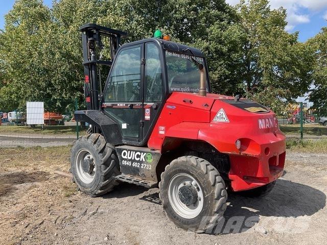 Manitou M26-4 Terrængående gaffeltruck
