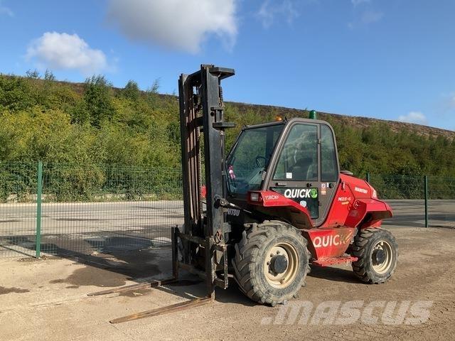 Manitou M26-4 Terrængående gaffeltruck