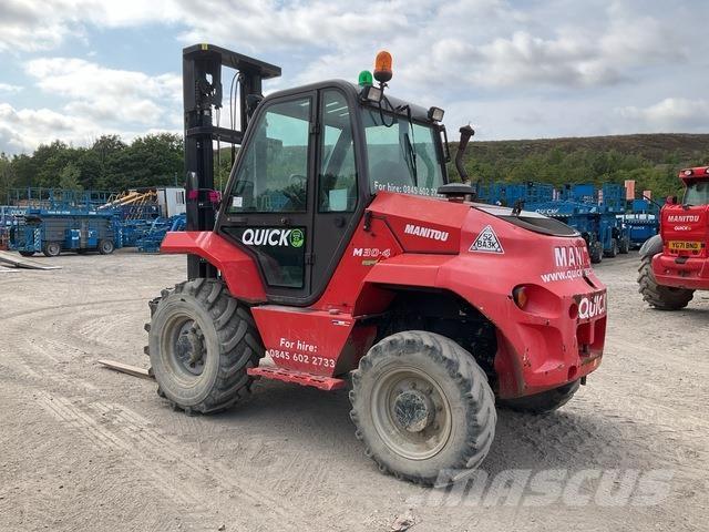 Manitou M30-4 Terrængående gaffeltruck