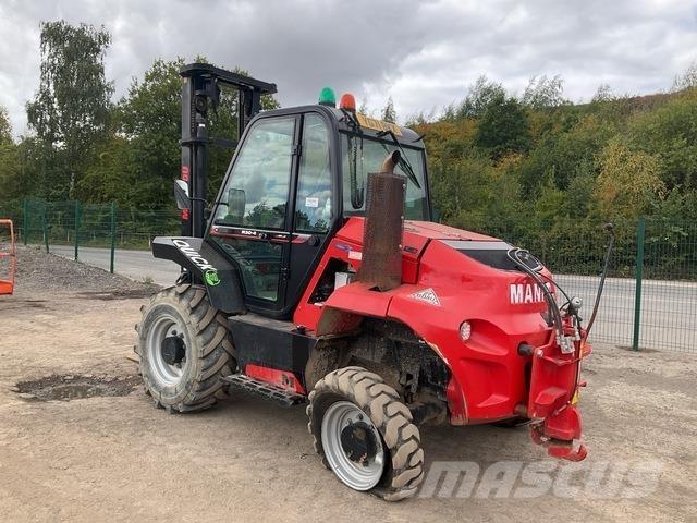 Manitou M30-4 Terrængående gaffeltruck