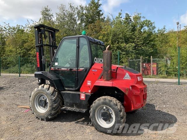 Manitou M30-4 Terrængående gaffeltruck