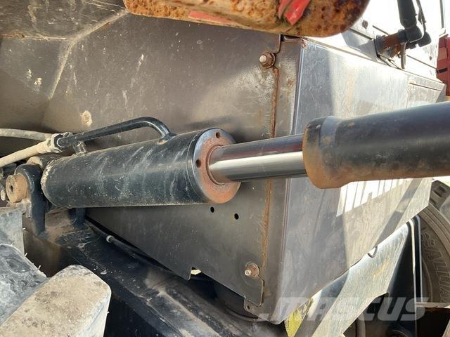 Manitou M30-4 Terrængående gaffeltruck