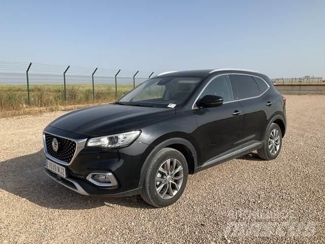 MG HS Biler