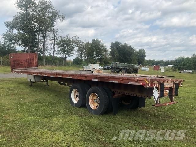 Miller P2452 Anhænger med lad/Flatbed