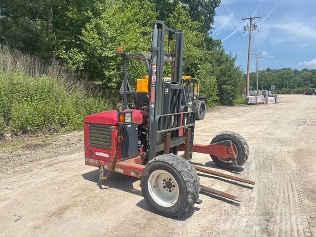 Moffett M45P Medbringertruck