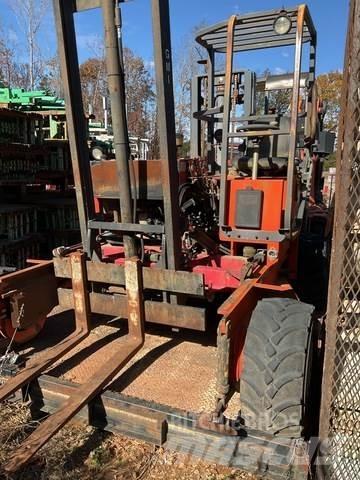 Moffett M5000 Medbringertruck
