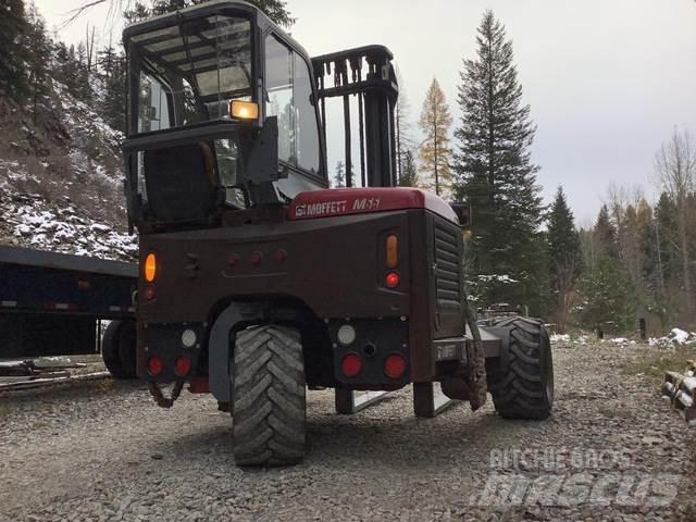 Moffett M55 Medbringertruck