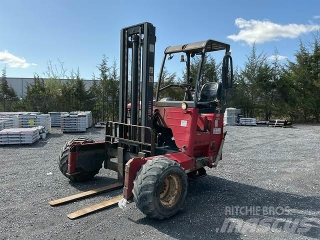 Moffett M5500 Medbringertruck