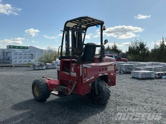 Moffett M5500 Medbringertruck